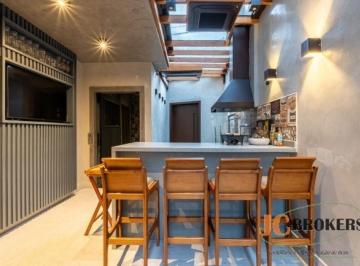 Casa · 381m² · 3 Quartos · 3 Vagas · Sobrado com 381 m²