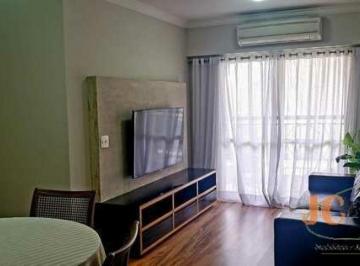 Apartamento · 70m² · 2 Quartos · 2 Vagas · Apartamento mobiliado com 70m², 2 dormitórios, sendo 1 suíte, 2 vagas