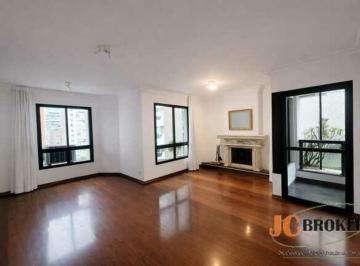 Apartamento · 195m² · 3 Quartos · 2 Vagas · Apartamento com 195 m² de área útil, 3 suítes, 2 vagas
