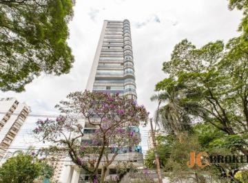 Apartamento · 200m² · 3 Quartos · 3 Vagas · Apartamento com 200m² de área útil