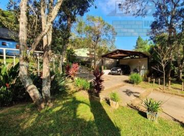 Foto 01 · Chácara à venda em Itapecerica da Serra-SP: 2 quartos, 1 suíte, 2 salas, 5 banheiros, 4 vagas de gar