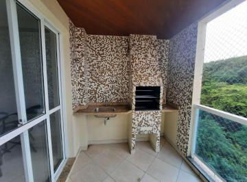 Apartamento de 3 quartos, Guarujá · Lindo ap, com uma bela vista para montanha embora seja quase frente praia.Churrasqueira na varanda.