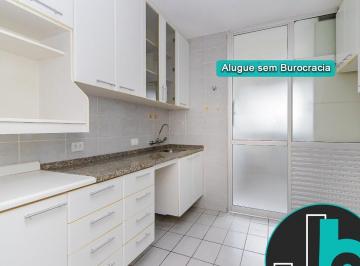 Foto 06 · Apartamento Para Alugar no Bairro Cabral 65m² com 3 quartos, cozinha planejada com lavanderia e 2 va