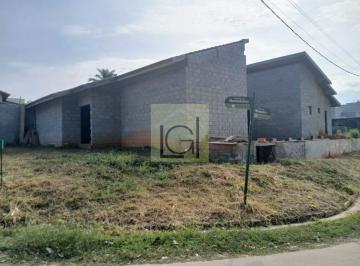 Foto 01 · Casa de alto padrão em condomínio, 2 quartos, 2 suítes, 2 salas, 4 banheiros, 258,16 m² de área em S
