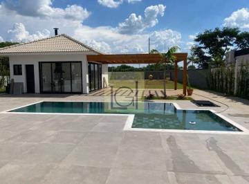 Foto 01 · Casa de alto padrão em condomínio de luxo em Itu-SP, com 4 suítes e 415m², no Condomínio Xapada Ytu.
