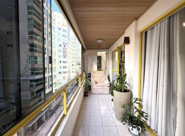 Apartamento · 92m² · 2 Quartos · 1 Vaga · Apartamento à venda no Centro de Balneário Camboriú