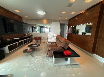 Apartamento · 249m² · 3 Quartos · Apartamento à venda - no Centro