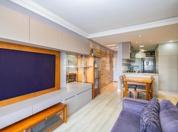Área social integrada com a cozinha. · Apartamento à venda - em Cabral