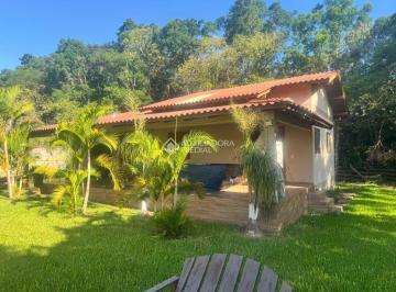 Rural · 130m² · Chácara com amplo terreno à venda - Excelente oportunidade!