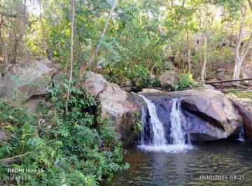 Rural de 2 quartos, Chapada Dos Veadeiros · LINDA FAZENDINHA COM CACHOEIRA NA CHAPADA DOS VEADEIROS