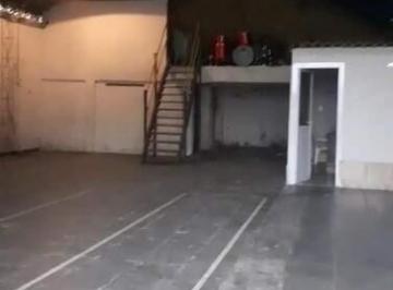 Comercial · 200m² · 4 Vagas · Galpão em Jardim Cumbica, Guarulhos/SP de 200m² à venda por R$ 990.000,00