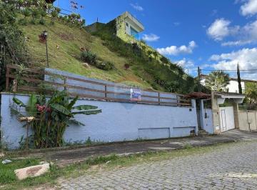 Casa · 269m² · 4 Quartos · 3 Vagas · Casa em Panorama, Teresópolis/RJ de 269m² 4 quartos para locação R$ 2.800,00/mes