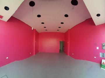 Comercial · 50m² · 2 Vagas · Salão em Centro, Suzano/SP de 50m² para locação R$ 2.800,00/mes