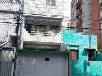 Casa · 363m² · 9 Quartos · 2 Vagas · Casa em Meireles, Fortaleza/CE de 363m² 9 quartos à venda por R$ 1.250.000,00