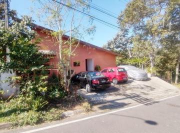 Casa · 330m² · 3 Quartos · 6 Vagas · Sobrado em Caputera, Arujá/SP de 330m² 3 quartos à venda por R$ 1.700.000,00