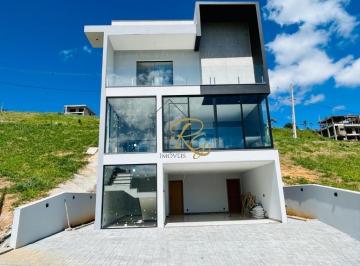 Casa · 240m² · 3 Quartos · 4 Vagas · Casa em Ermitage, Teresópolis/RJ de 240m² 3 quartos à venda por R$ 1.850.000,00