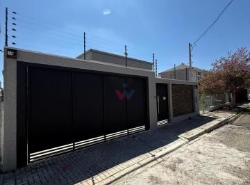 Casa · 360m² · 3 Quartos · 6 Vagas · Casa em Cajuru, Curitiba/PR de 360m² 3 quartos à venda por R$ 1.800.000,00