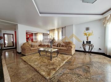 Apartamento · 459m² · 4 Quartos · 3 Vagas · Cobertura no Centro.