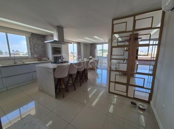 01 · Cobertura de 367m² com 3 suítes no Estreito