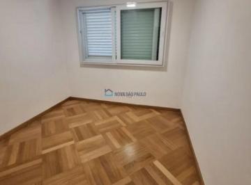 Apartamento · 107m² · 3 Quartos · 2 Vagas · Apartamento Reformado: 3 Dormitórios, 4 Banheiros e 2 Vagas no Paraíso do Morumbi