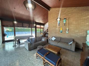 Imagem do Imóvel · CASA EM CONDOMINIO COM 6 SUÍTES,4 VAGAS DE GARAGEM,VARANDA GOURMET COM CHURRASQUEIRA E PISCINA