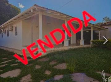 Casa de 3 quartos, Brasília · Boa Casa Térrea com habite-se no VILLE, pode financiar e usar FGTS. BAIXAMOS O PREÇO