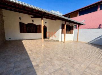 Casa · 250m² · 4 Quartos · 6 Vagas · Casa linear espaçosa e bem distribuída, ideal para quem busca conforto, funcionalidade e uma excelen