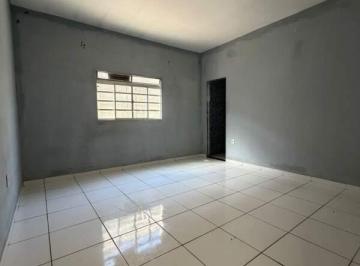Casa · 79m² · 2 Quartos · 3 Vagas · Casa de 2 Quartos sendo 1 Suíte com Lote Amplo de 360m² em Bairro em Crescimento!