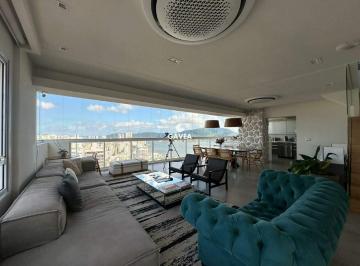 Apartamento · 350m² · 3 Quartos · 4 Vagas · Cobertura à venda no Embaré em Santos.
