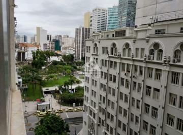 Apartamento · 30m² · 1 Quarto · Apartamento 1 Quarto Mobiliado no Centro | Aceita Financiamento