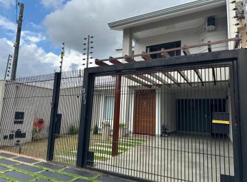 Casa · 240m² · 3 Quartos · 2 Vagas · Casa/Sobrado Sobrado em Maringá