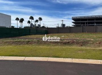 Terreno · 272m² · Terreno em condomínio disponível para venda no bairro Gávea em Uberlândia-MG