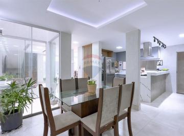 Casa · 300m² · 3 Quartos · 10 Vagas · CASA AMPLA COM 3 PAV. 3 SUÍTES E ESPAÇO GOUMERTT, 300 m² EM PLANALTINA DF