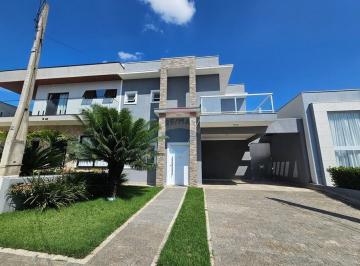 Casa · 223m² · 3 Quartos · 2 Vagas · Casa à Venda no Condomínio Campos do Conde em Sorocaba | 223 m² de Construção | 3 Suítes com Varanda