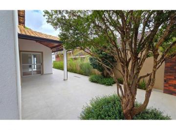 Casa · 317m² · 3 Quartos · 4 Vagas · LINDA CASA - TOTALMENTE REFORMADA EM ALDEIA DA SERRA - SANTANA DE PARNAÍBA/SP!!!
