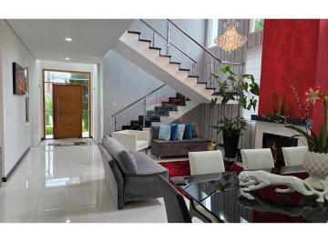 Casa · 440m² · 4 Quartos · 4 Vagas · Luxo e Conforto: Casa em Aldeia da Serra - Barueri/SP - 4 Suítes