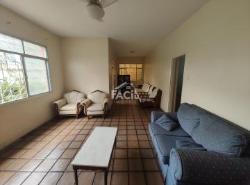 Casa · 2500m² · 4 Quartos · 3 Vagas · Casa à Venda em Serra Centro: 4 Quartos, 2500m², Oportunidade!