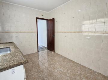 IMG_20260607_105237_000.jpeg · Confortável casa para venda em Vila Maria Alta com 3 quartos, sendo 1 suíte, 90m² - reynaldo-toffoli