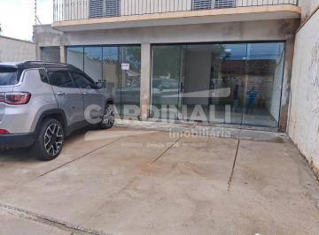Casa · 315m² · 3 Quartos · 4 Vagas · salão novo com localização espetacular