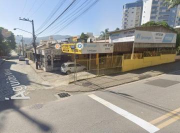 300f886a198a9ce154046ef0124ee7c7ecd09ead · Casa Comercial no Bairro Trindade esquina com a Rua Lauro Linhares, em Florianópolis/SC.
