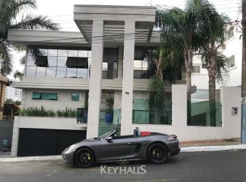 Casa · 900m² · 9 Quartos · 4 Vagas · Casa Triplex Alto Padrão | Praia dos Amores | Balneário Camboriú