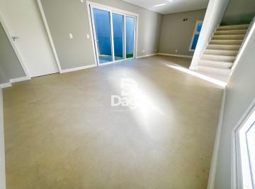 Casa · 153m² · 3 Quartos · 1 Vaga · Casa no Córrego Grande - 3 dormitórios, sendo 3 suites - Florianópolis/SC