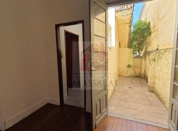 Apartamento · 65m² · 2 Quartos · Apartamento térreo para locação na Cidade Baixa