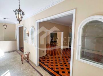 Apartamento · 195m² · 3 Quartos · 1 Vaga · TRÊS QUARTOS COM VAGA À 5 MINUTOS DA PRAIA!!!