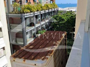 Apartamento · 200m² · 4 Quartos · 1 Vaga · Excelente 4 quartos colado a praia do arpoador
