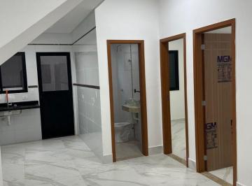 uicgg42owniztnmztk2zmrk_md · Casa aconchegante em condomínio com piscina – Praia Grande