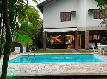 zojolwe2owm1nza1y2e2nta4_md · CASA A VENDA NA RIVIERA DE SÃO LOURENÇO MODULO 18  COM 4 SUITES , PISCINA ,...