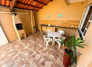 gfvkmo2ownimjmzzdbkyjjm_md · Casa à venda no Centro de Bertioga.