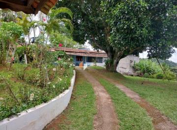 idbft2e2ownhnjywzjhkngzl_md · Chácara 2.300m² em Biritiba Mirim com piscina e área gourmet pronta