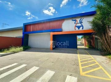 4c860e022452299cddcb55bf751206c1112cb2e1 · Casa Comercial com 400m² de área construída e 07 salas  para locação no Bairro Jardim Francisco Fern